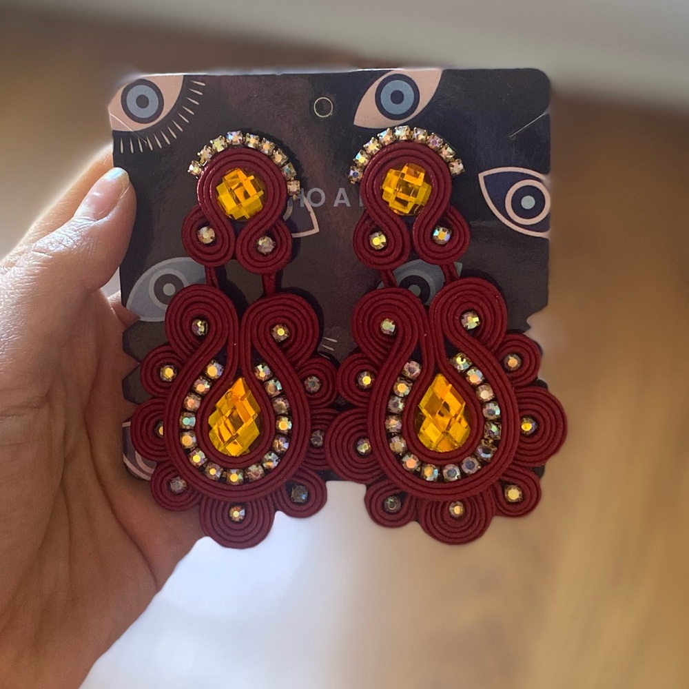 HANDMADE SOUTACHE EARRINGS